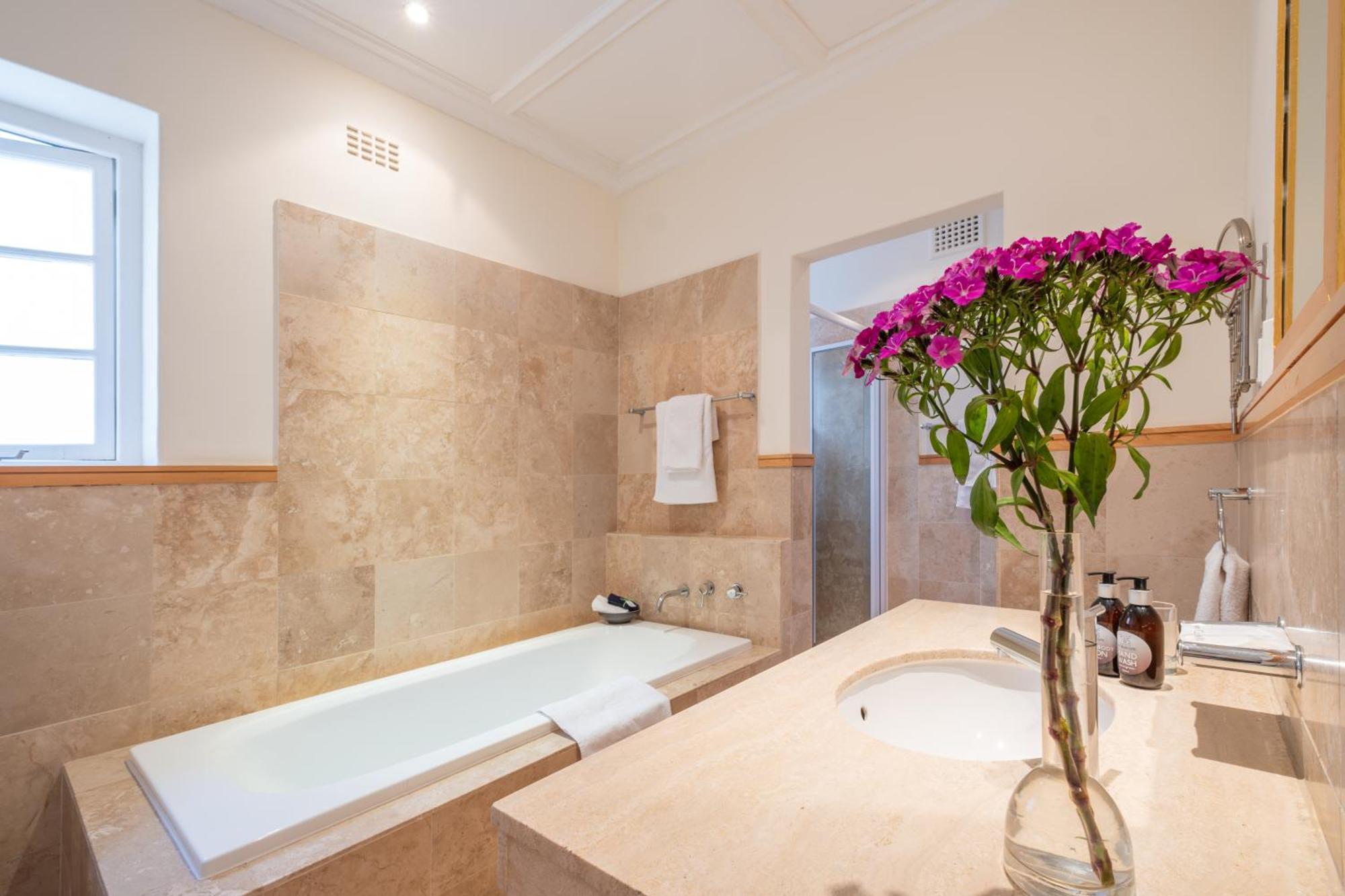 The Walden Suites Кейптаун Екстериор снимка